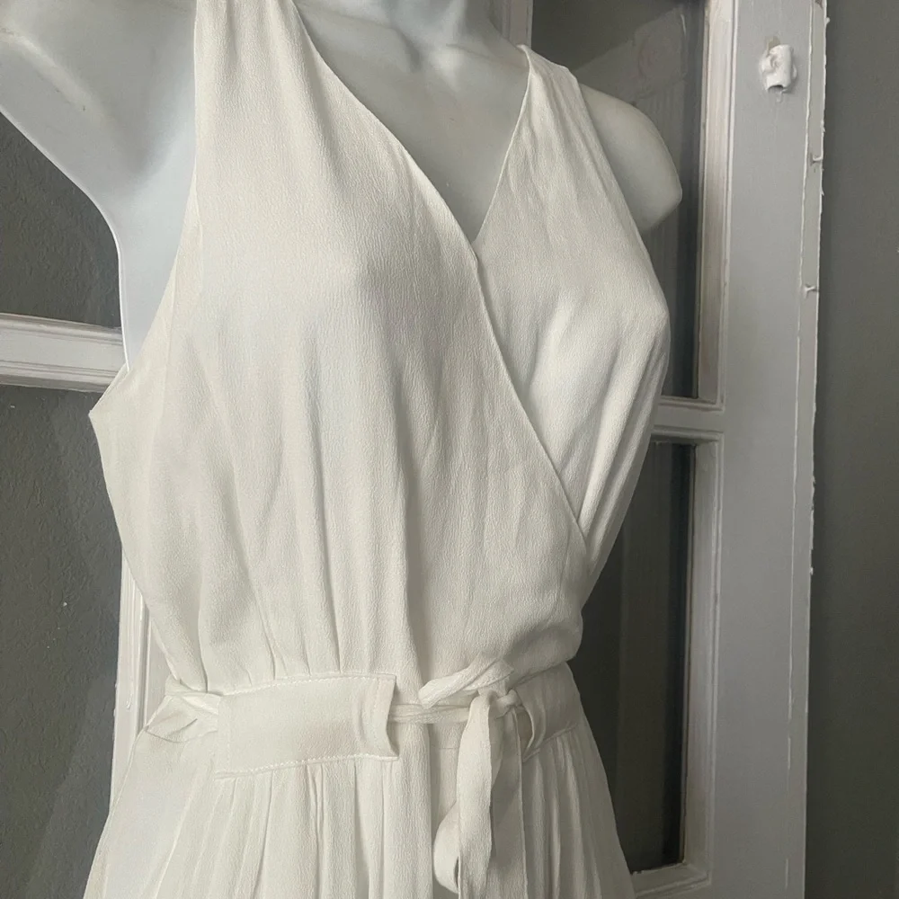 Greylin White Sleeveless‎ Jumpsuit